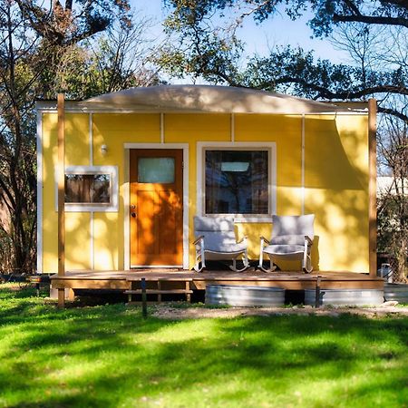 Cozy Tiny Home On An Eco Farm Austin Exterior photo