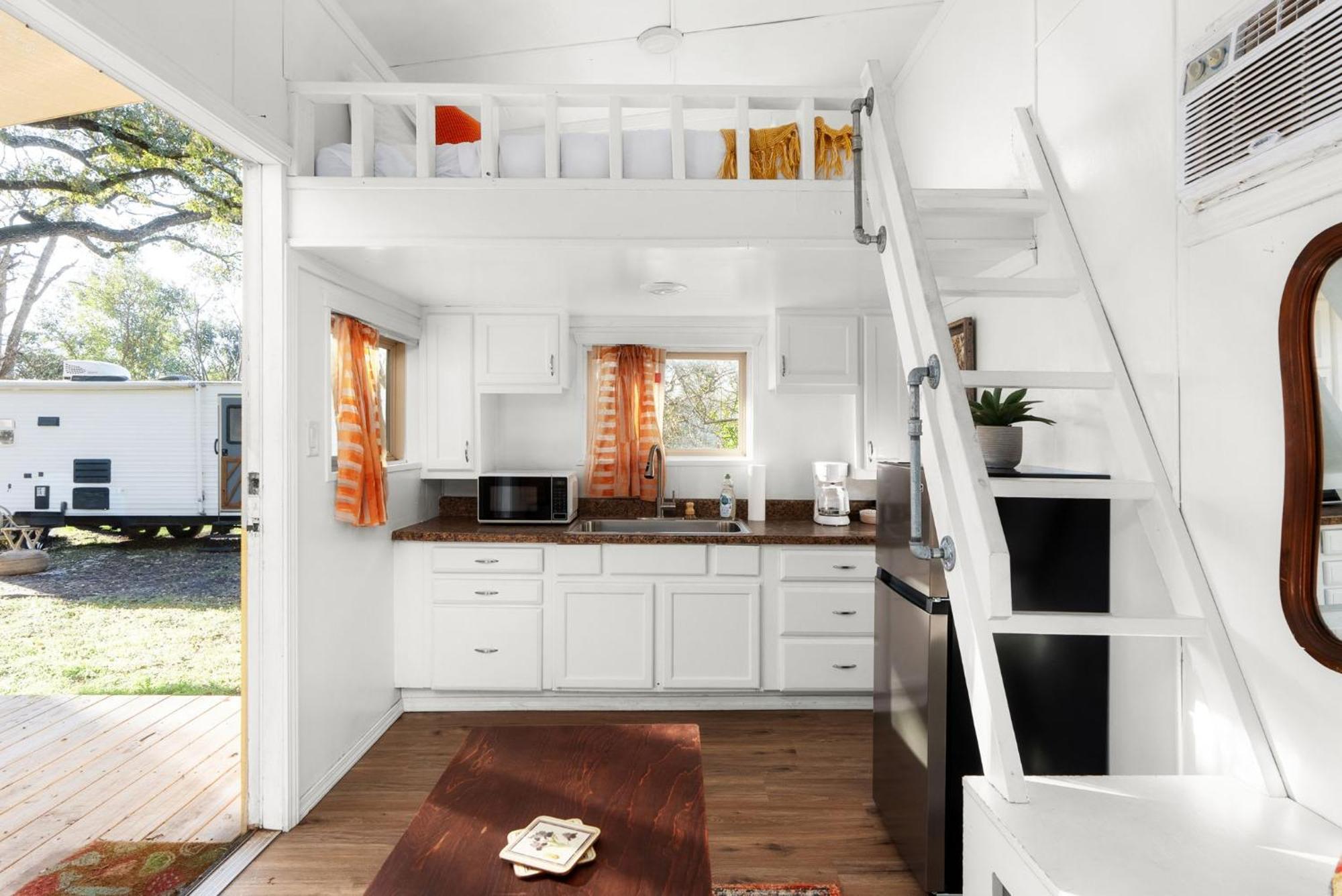Cozy Tiny Home On An Eco Farm Austin Exterior photo