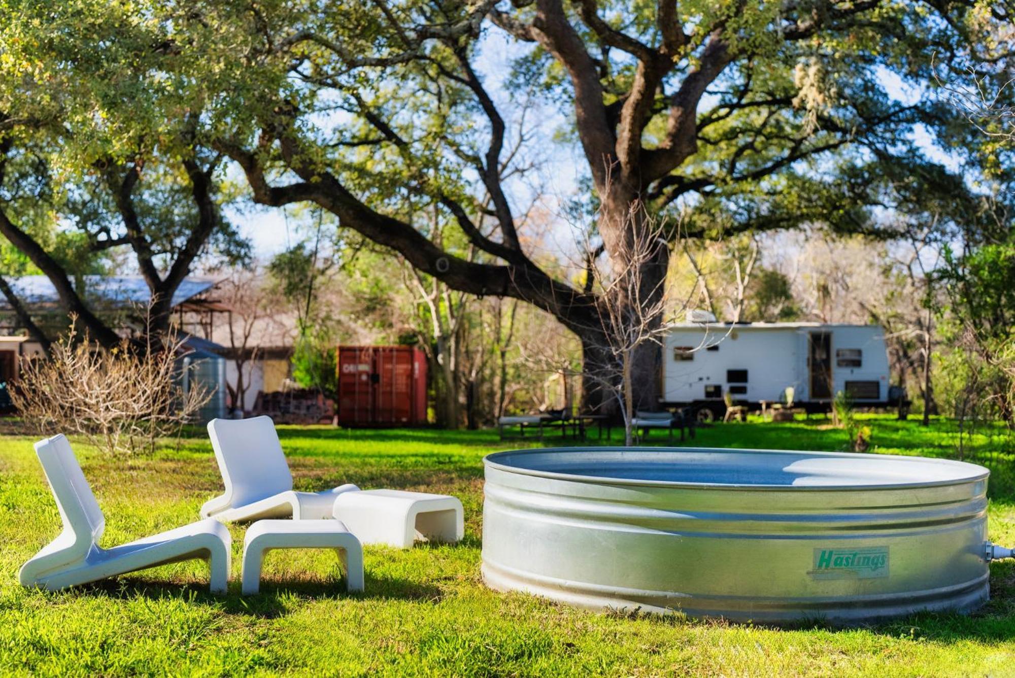 Cozy Tiny Home On An Eco Farm Austin Exterior photo